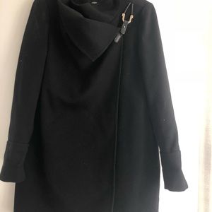 Coat .Works over semi formal and formal clothes